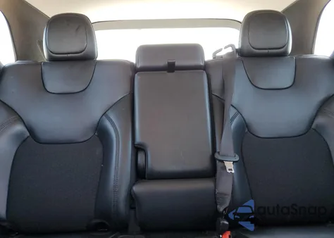 2020 Jeep Cherokee Latitude Plus from USA, damaged, VIN 1C4PJLLB3LD543785